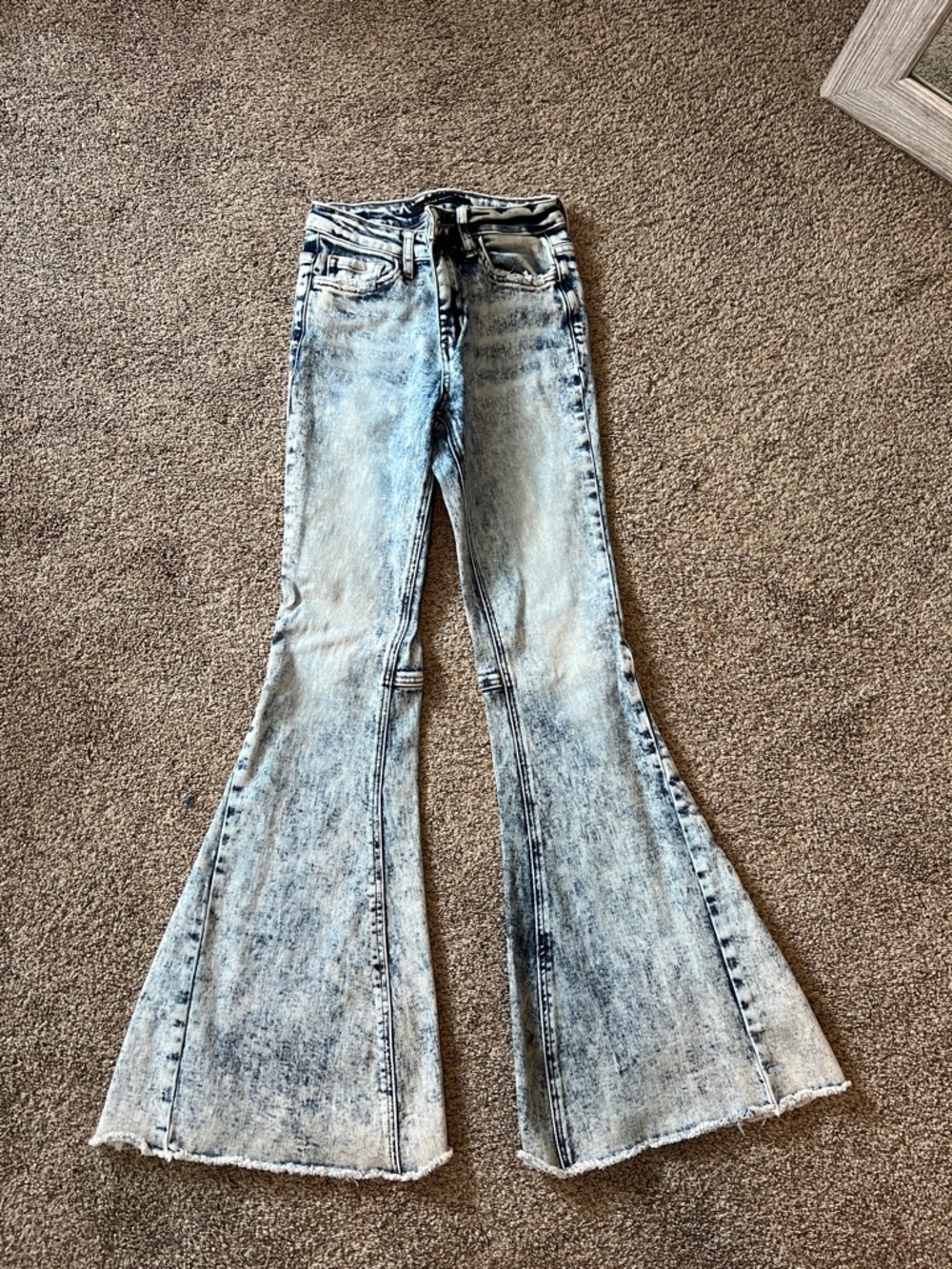 Buckle Flare Jeans - Light Blue Acid Wash